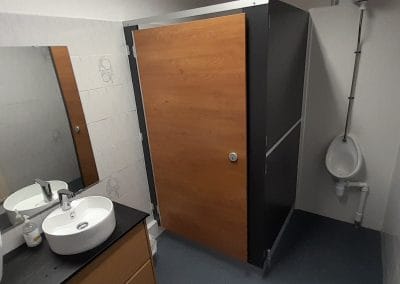 Hiring Rooms Gents' Toilet